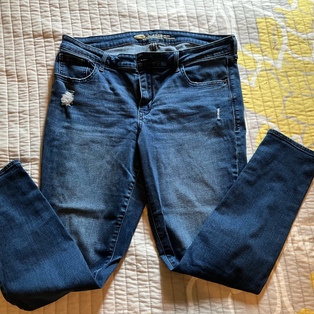 Old navy mid ride ankle jeans